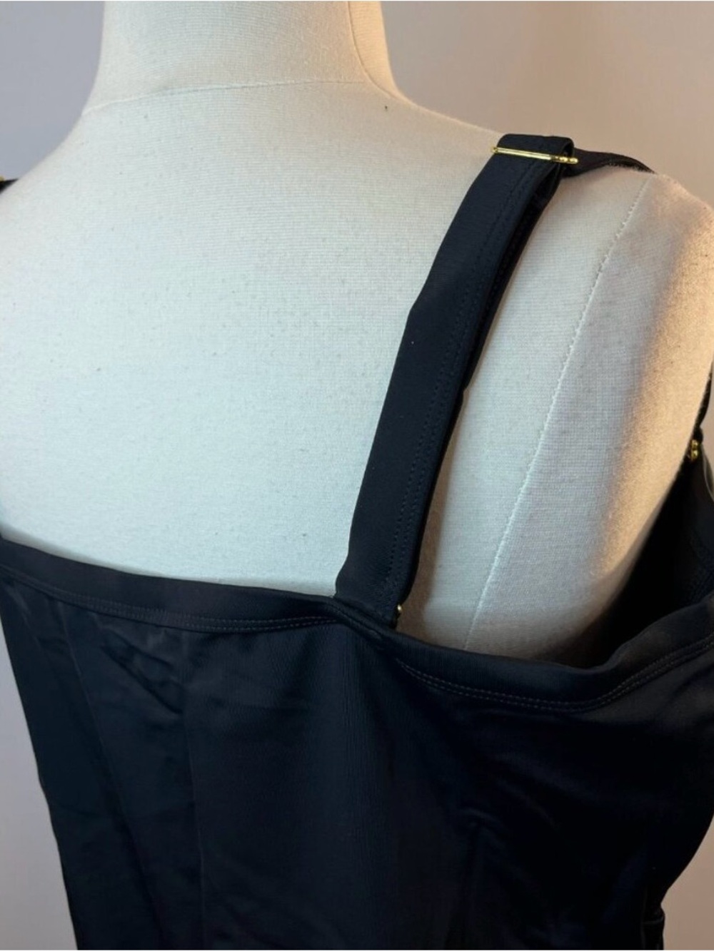 🖤Swimsuits for all Black One-Piece Swimsuit with Braided Detail NWT🖤 - Picture 5 of 6